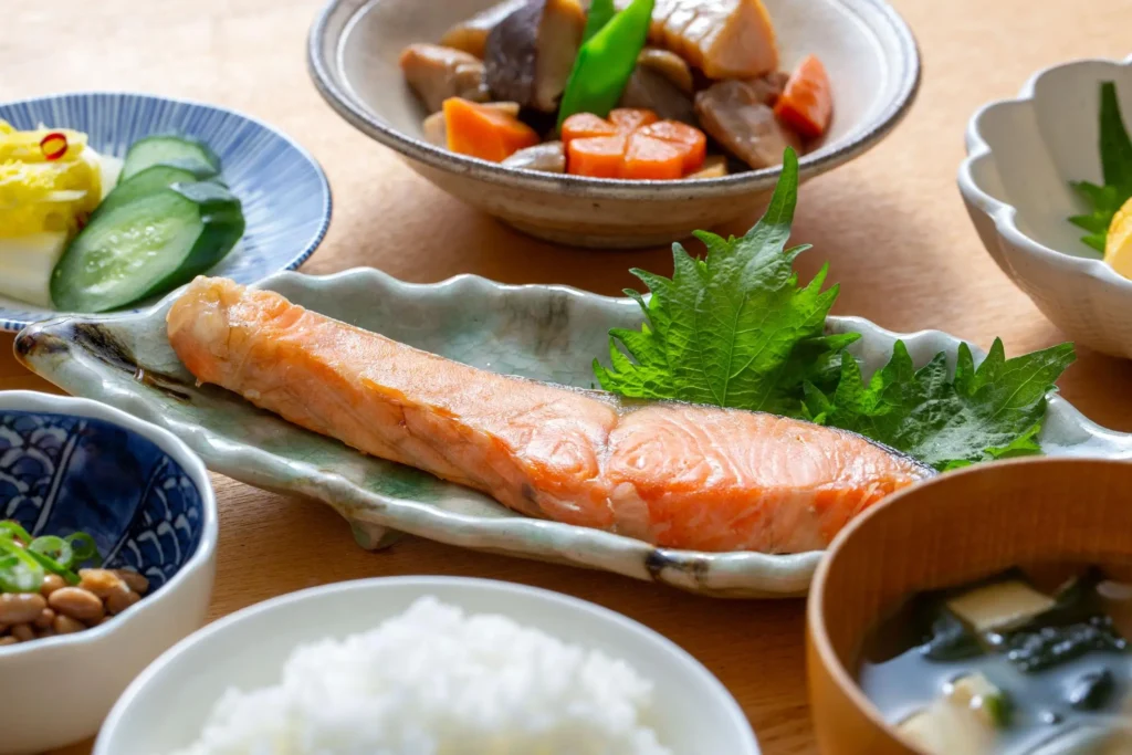 método japonés desayuno tradicional completo en mesa